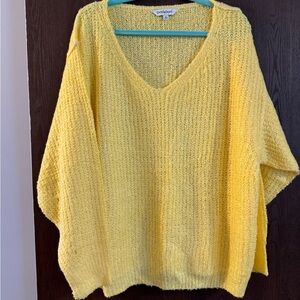 Davi & Dani Maternity Sweater